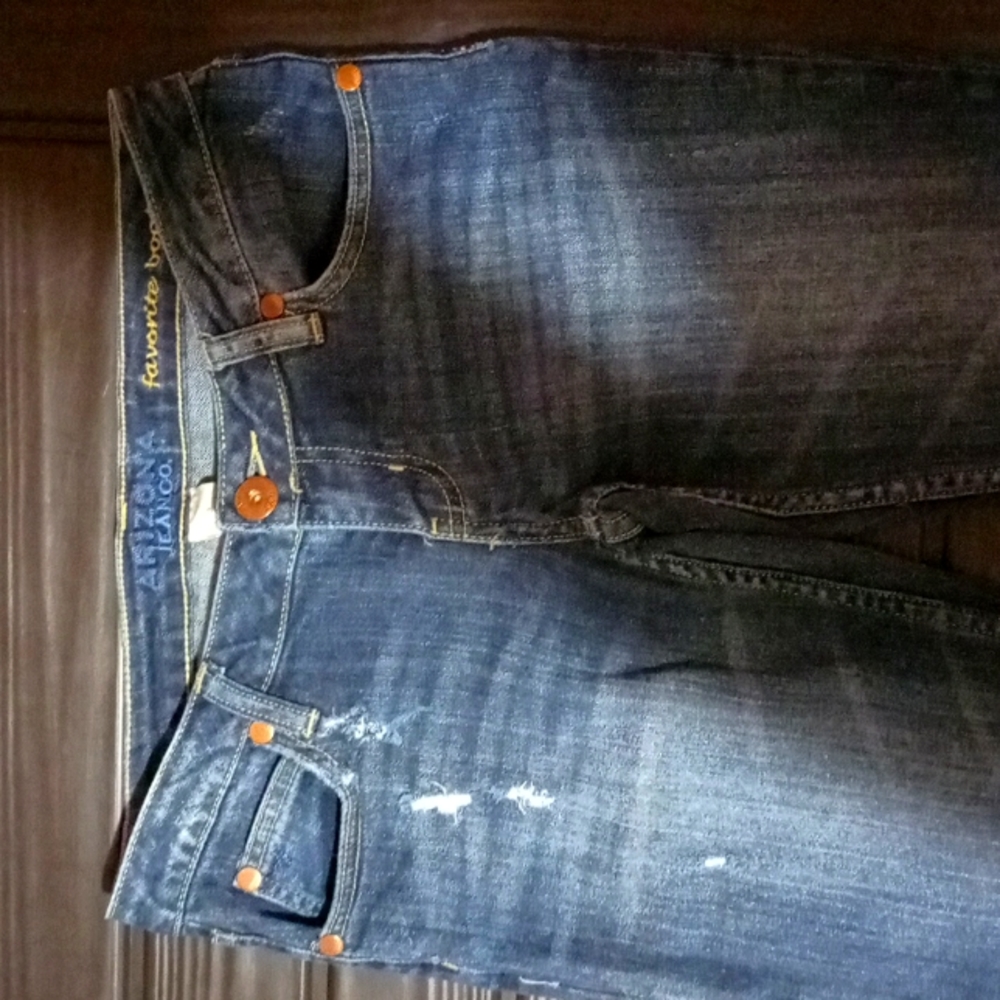 Dark wash stretchy Jeans from Arizona Jean Company.  Tag says 3 long.